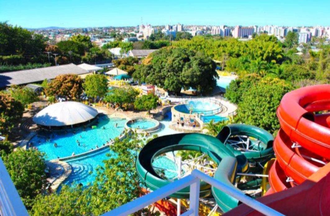 Piazza Diroma Acesso Diroma Acqua Park Gratuito Star Temporada Aparthotel Калдас Новас Екстериор снимка